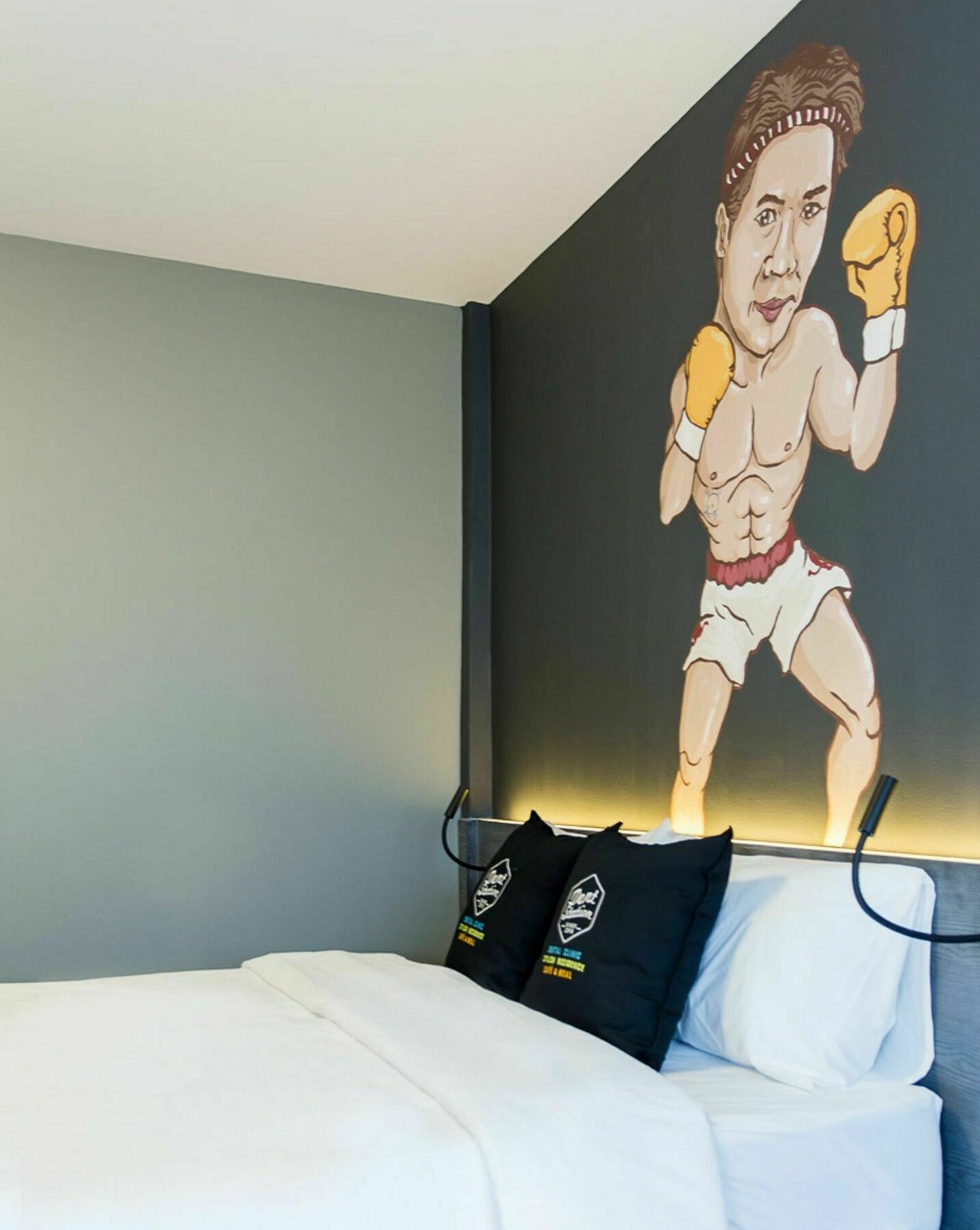 Dent Station Resident Hotel Phuket Екстериор снимка