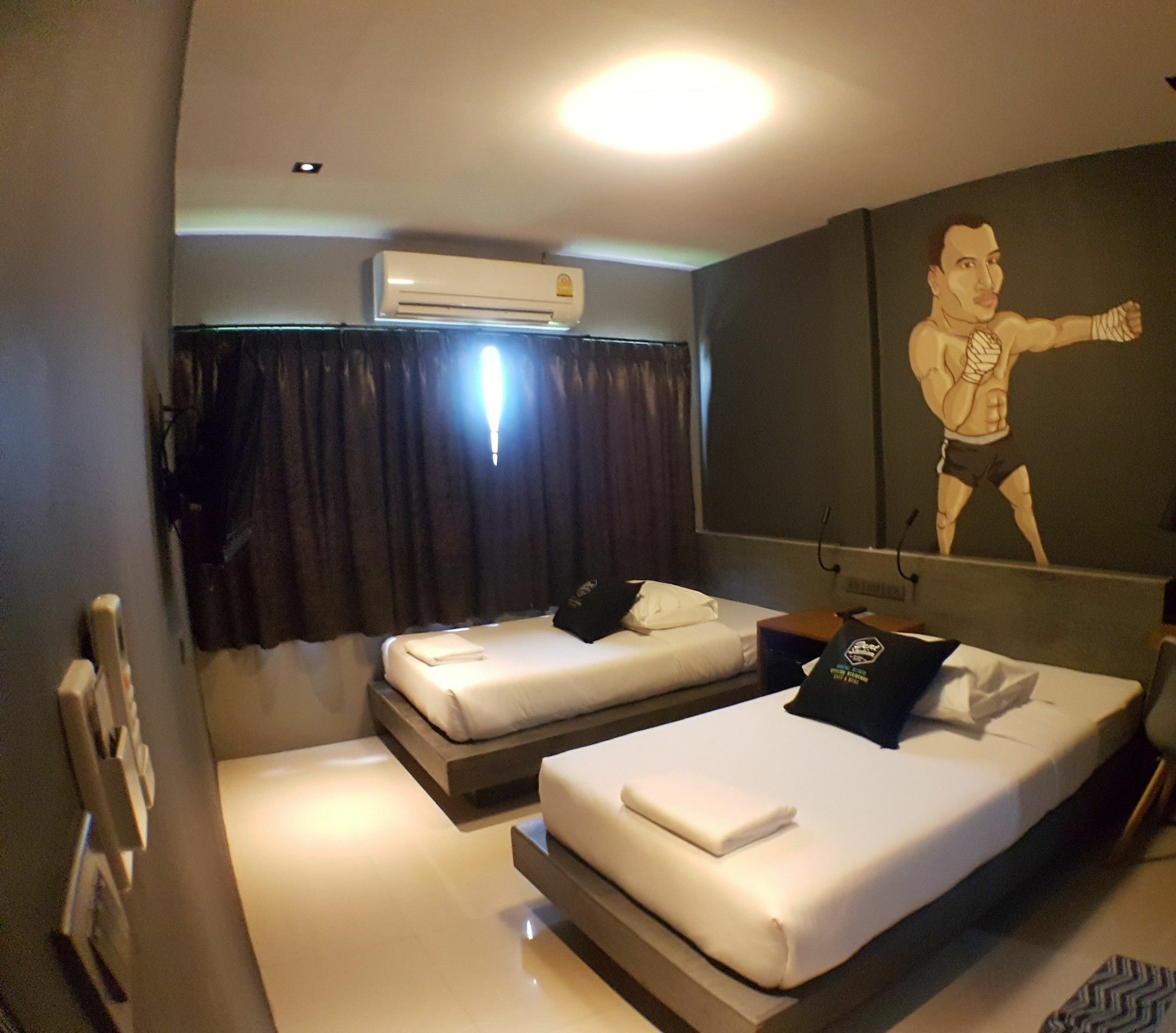 Dent Station Resident Hotel Phuket Екстериор снимка