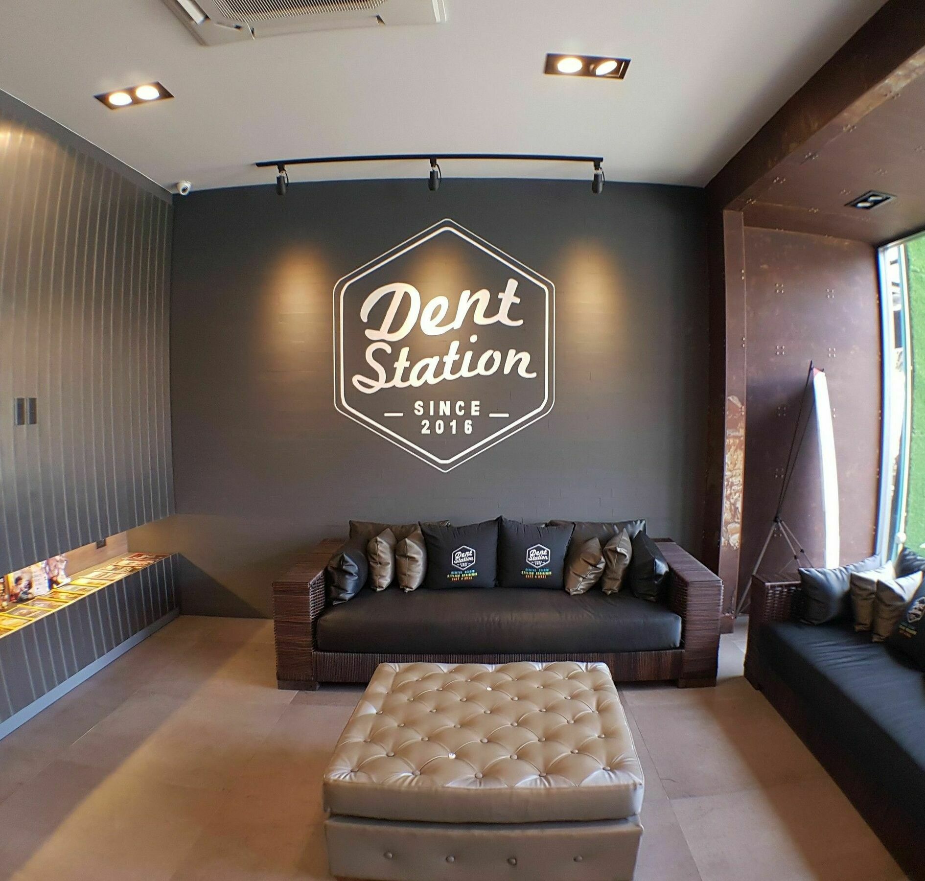 Dent Station Resident Hotel Phuket Екстериор снимка